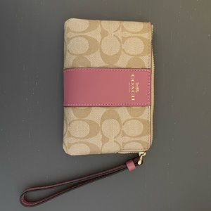 Brand New Coach Wristlet